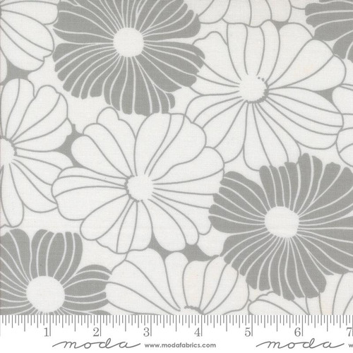 Moda Fabrics - Color Crush by V and Co. Vanessa Christenson - 10880-11 - Off White Silver