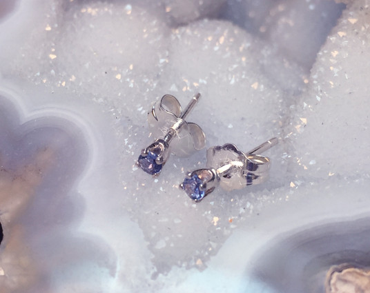 Montana Yogo sapphire round stud earrings sterling silver 2.5mm Montana Yogo sapphire round stud earrings sterling silver 2.5mm