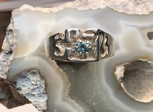 Montana Sapphire 6 Prong Men's Nugget Ring 4mm Montana Sapphire 6 Prong Men's Nugget Ring 4mm