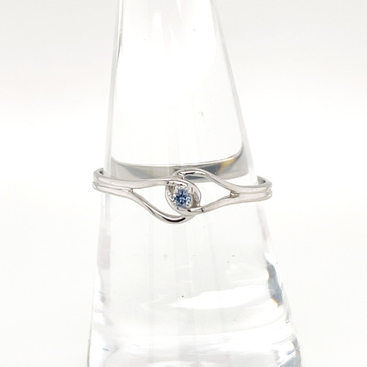 Montana Yogo Sapphire Double Loop Sterling Silver Ring Montana Yogo Sapphire Double Loop Sterling Silver Ring