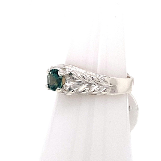 Montana Sapphire Round Wheat Ring Montana Sapphire Round Wheat Ring