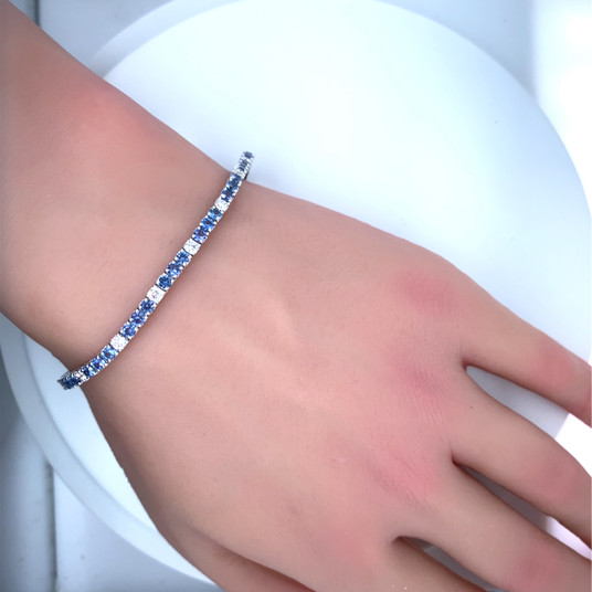 Montana Yogo Sapphire & Diamond Tennis Line Bracelet 14K White Gold 6 3/4cts Montana Yogo Sapphire & Diamond Tennis Line Bracelet 14K White Gold 6 3/4cts