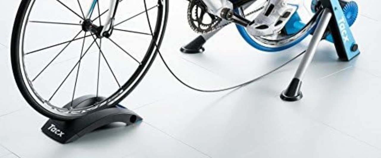 Tacx Skyliner Front Wheel Support for Tacx Trainers - T2590 Tacx Skyliner Front Wheel Support for Tacx Trainers - T2590