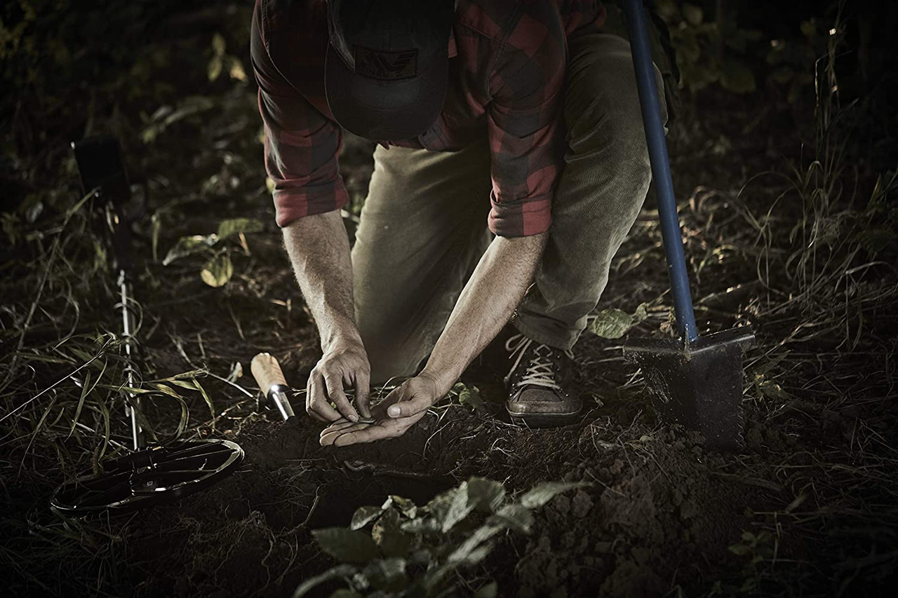 Minelab PRO-FIND 15 Precision Pinpointer Waterproof with Holster Minelab PRO-FIND 15 Precision Pinpointer Waterproof with Holster