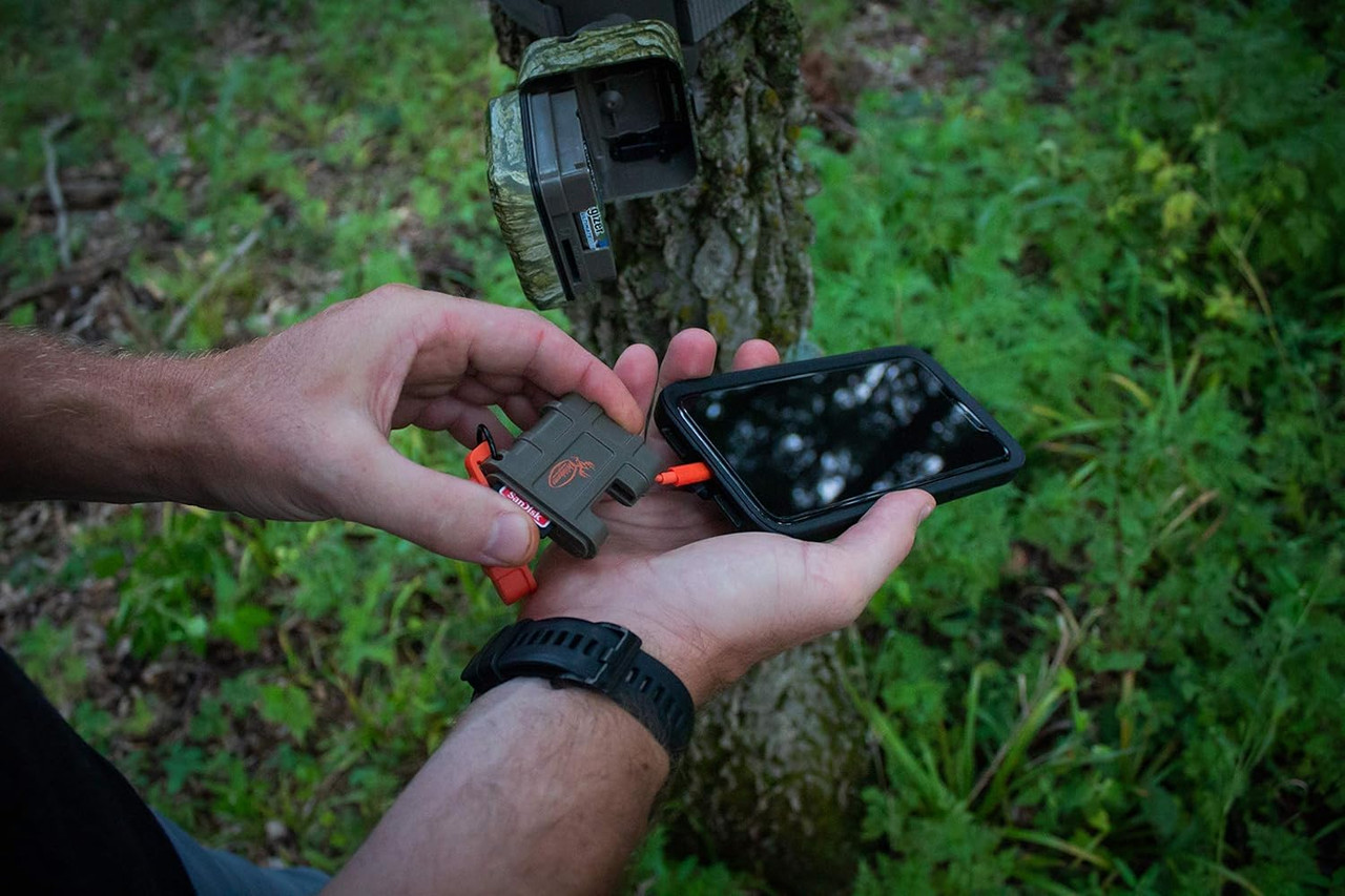 Wildgame Innovations SD Card Reader Compatible W/ Apple Devices Wildgame Innovations SD Card Reader Compatible W/ Apple Devices