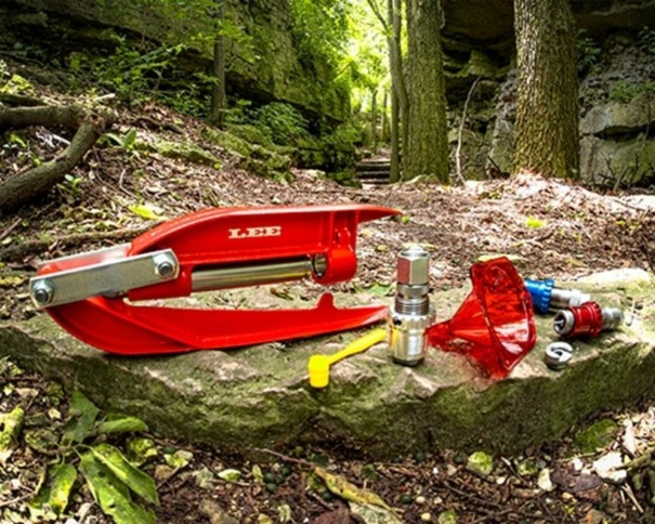 Lee Precision Cast Iron Reloading Breech Lock Hand Press Only Red 90685