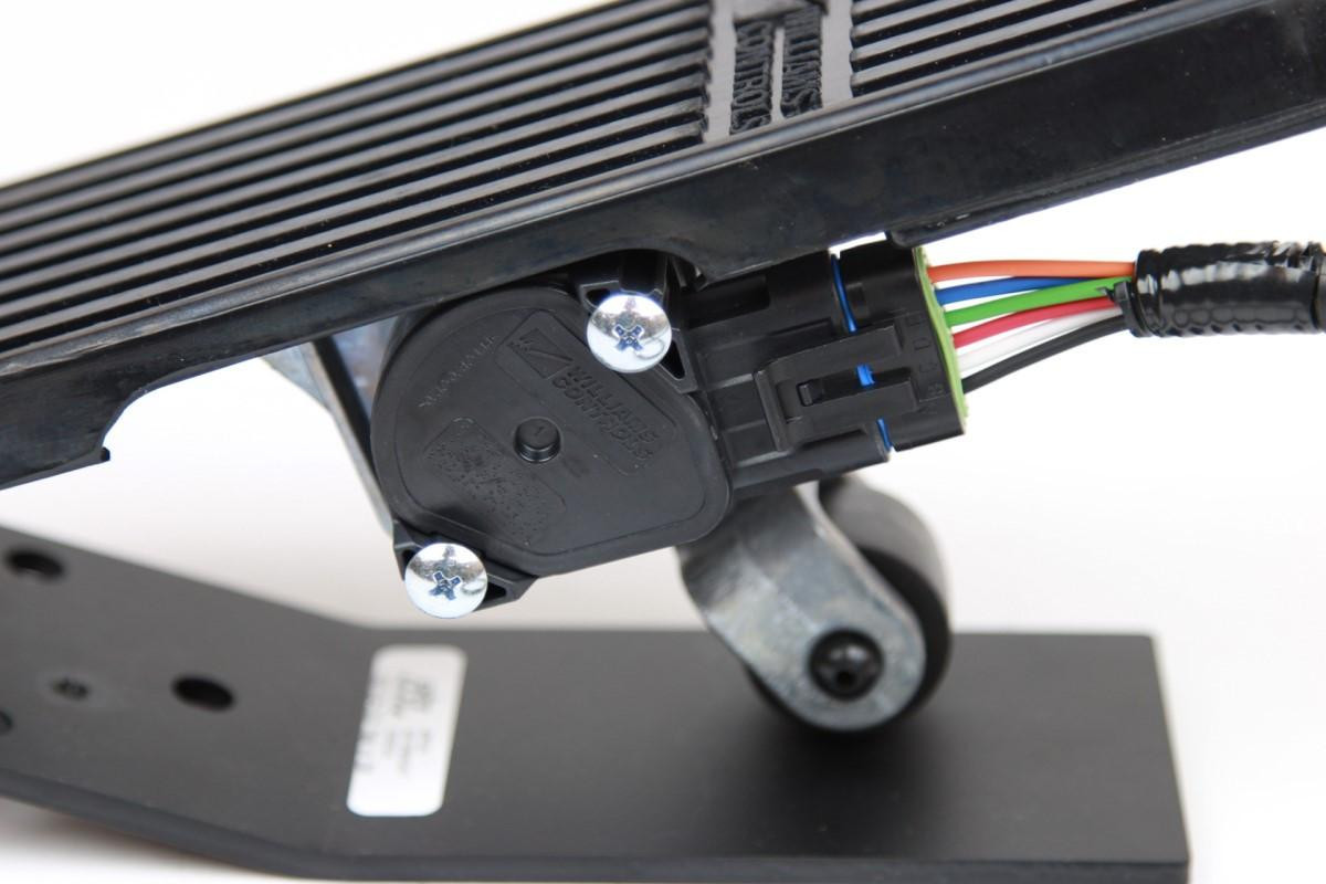 Throttle Pedal - Kenworth or Peterbilt - Cummins Celect/Plus and CM570 ...