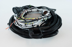 A generic engine control harness to install a Caterpillar 40 Pin engine with ADEM2 
 electronics, cab to engine ecm harness.