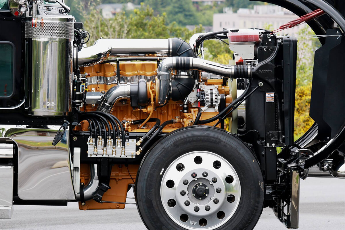 CAT C15 engine swap kit for heavy-duty semi truck