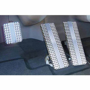 KENWORTH W900L AEROCAB YEAR 2005 RAISED DIAMOND CUT BILLET PEDAL KIT