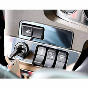 KENWORTH T880 YEAR 2017 STAINLESS STEEL TRIM IGNITION SWITCH ON LOWER DASH