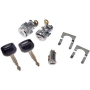 FREIGHTLINER CASCADIA 113 YEAR 2013 IGNITION DOOR LOCK CYLINDER KIT