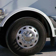 389 GLIDER YEAR 2008 STAINLESS STEEL FRONT FENDER TRIM