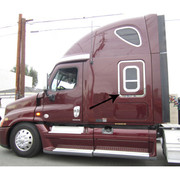 FREIGHTLINER CASCADIA 113 YEAR 2008 STAINLESS STEEL SLEEPER WINDOW OUTER FRAME TRIM Replacement