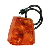 Amber Lens Signal Light Assembly For Volvo WIA- Passenger Side Replacement