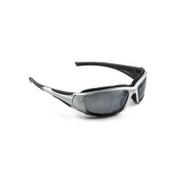 3M SAFETY SUNWEAR W SILVER FRAME AND AND SILVER MIRROR AS LENS COMFORT AND PERFORMANCE PROVIDES PRO OTECTION FROM IMPACT SUN WIND AND DUST