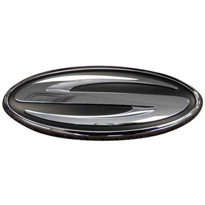 LT9500 YEAR 2001 FRONT OF HOOD STERLING EMBLEM