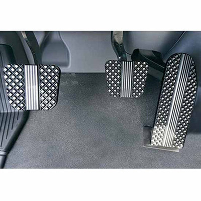 KENWORTH W990 YEAR 2020 BLACK DIAMOND CUT BILLET PEDAL KIT