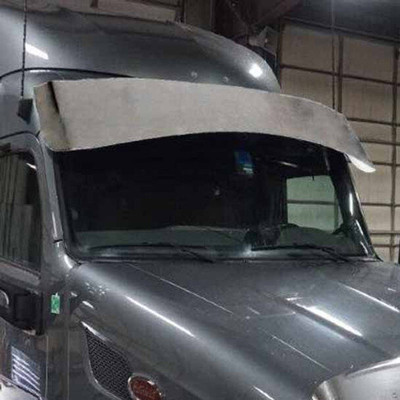 PETERBILT 567 SFA YEAR 2019 SS 17.5 INCH CURVE DROP VISOR