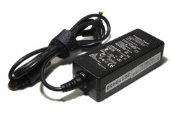 Y877G AC ADAPTER