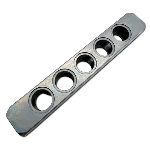 ILC CM-CL 5-Way Manifold Block for CL-32 & CL-43 Volumetric Metering Valves