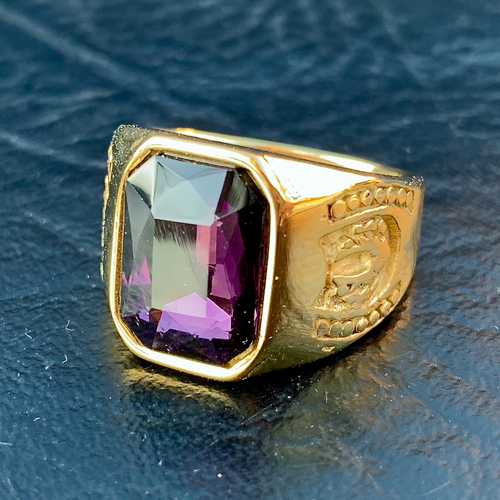 Purple Stone Gold-Tone Ring (c268)