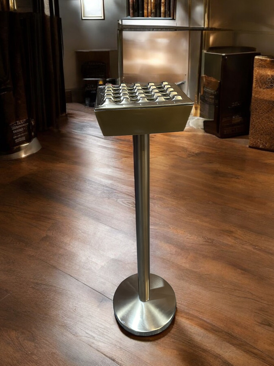 7up l Floor Standing Ashtrayセブンアップ灰皿 Tall Floor Standing Ashtray - Bronze - GQ Tobaccos