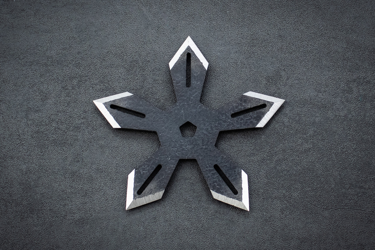 Hand Forged One Off Hammered Yuki-Gokou Black Shuriken w/ Paulownia Box