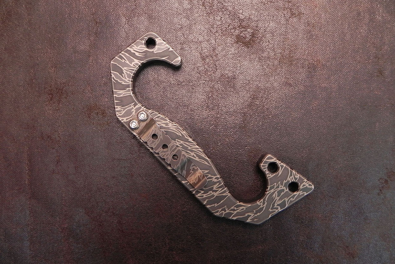 Raidops C-Bar Titanium Punch Raidops Camo Finish