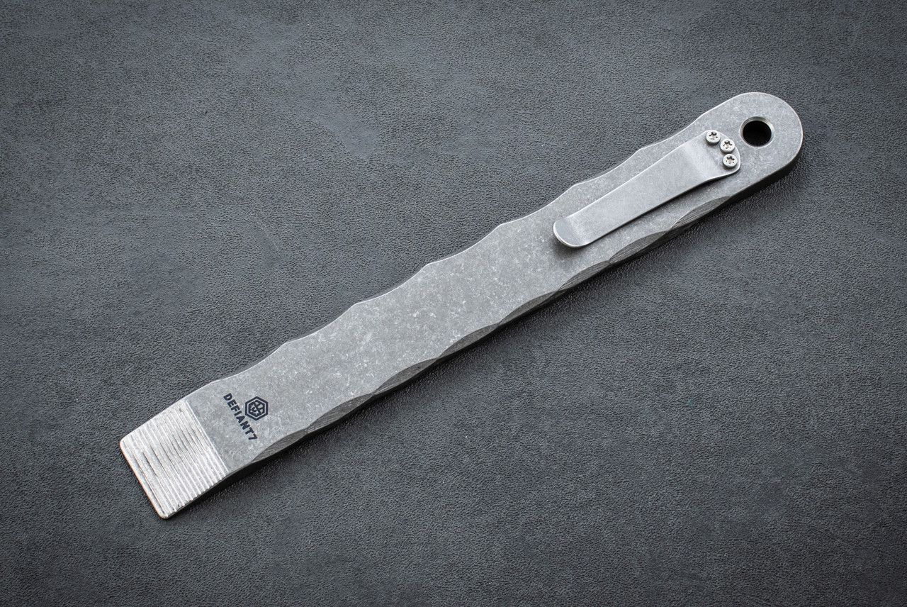 Defiant 7 Les George Ti-Pry w/ Grooves