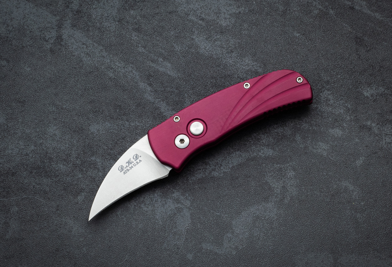  Dynamic Knife Design Stingray Cali Legal Automatic Knife Satin Hawkbill Blade w/ Red Aluminum Handle