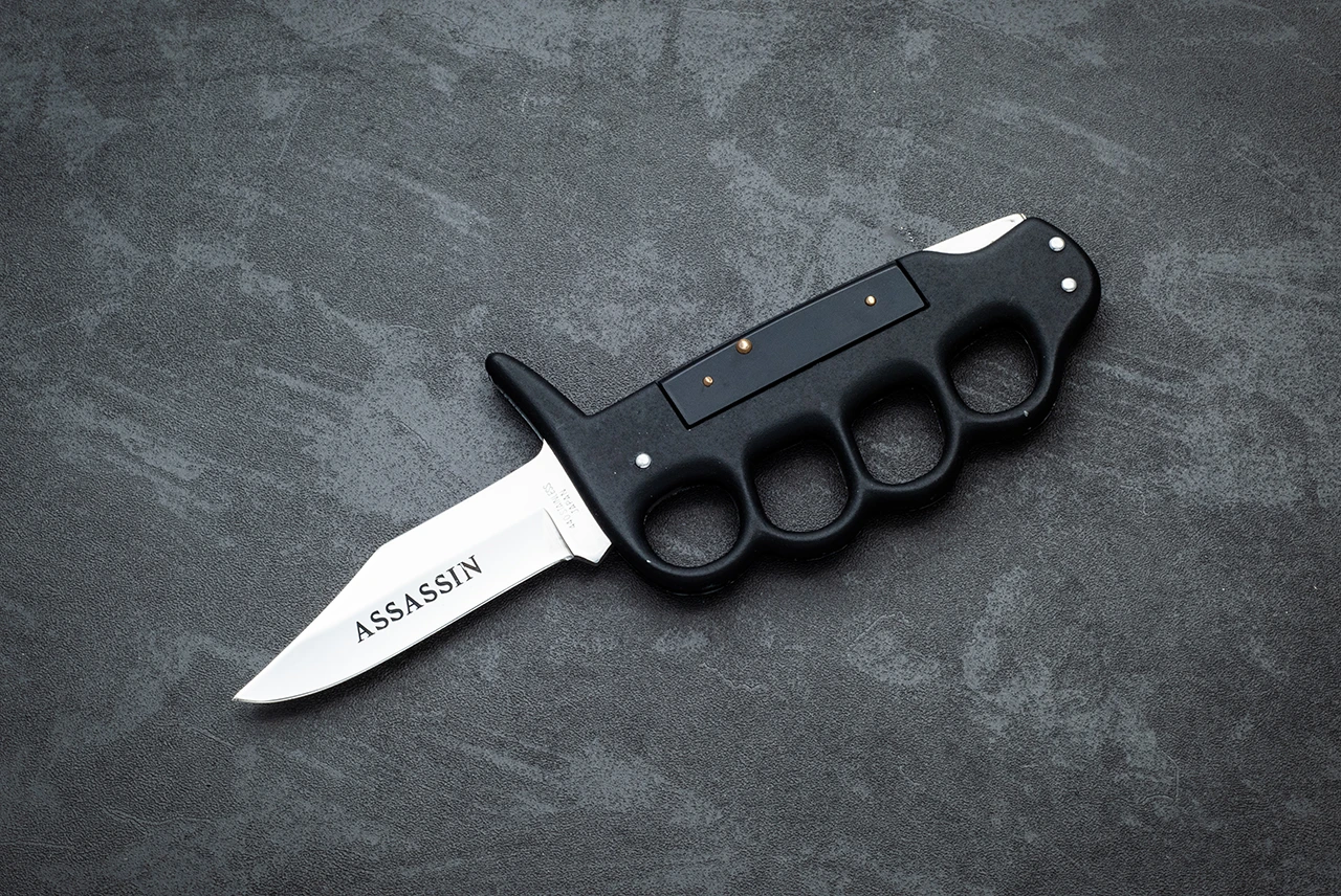 Valor Assassin Lockback Polished Blade w/ Knuckle Black Handle 