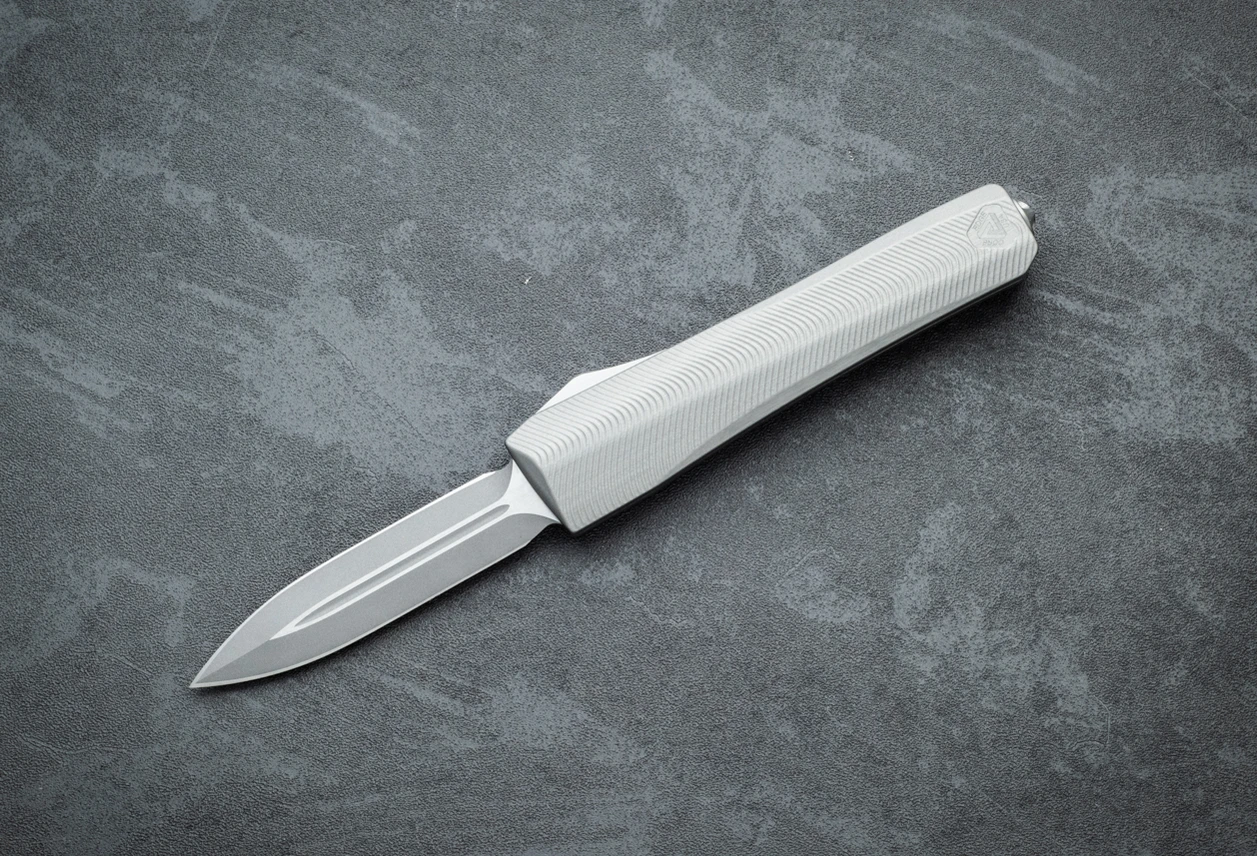 Core Edge USA 0331 Pulsar D/E OTF Automatic Knife MagnaCut 2-Tone Blade w/ Natural Aluminum Handle