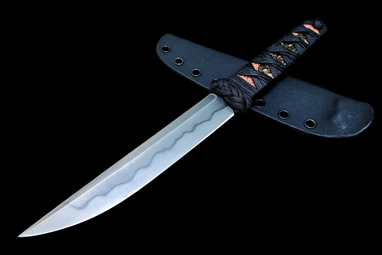 Ecos Knives 11" Custom Kwaiken Hamon Lined Blade w/ Black Turk Stingray / Paracord Handle Menuki and Sheath
