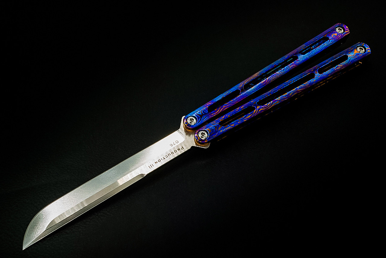 The History and Origins of the Butterfly Knife – Squid Industries