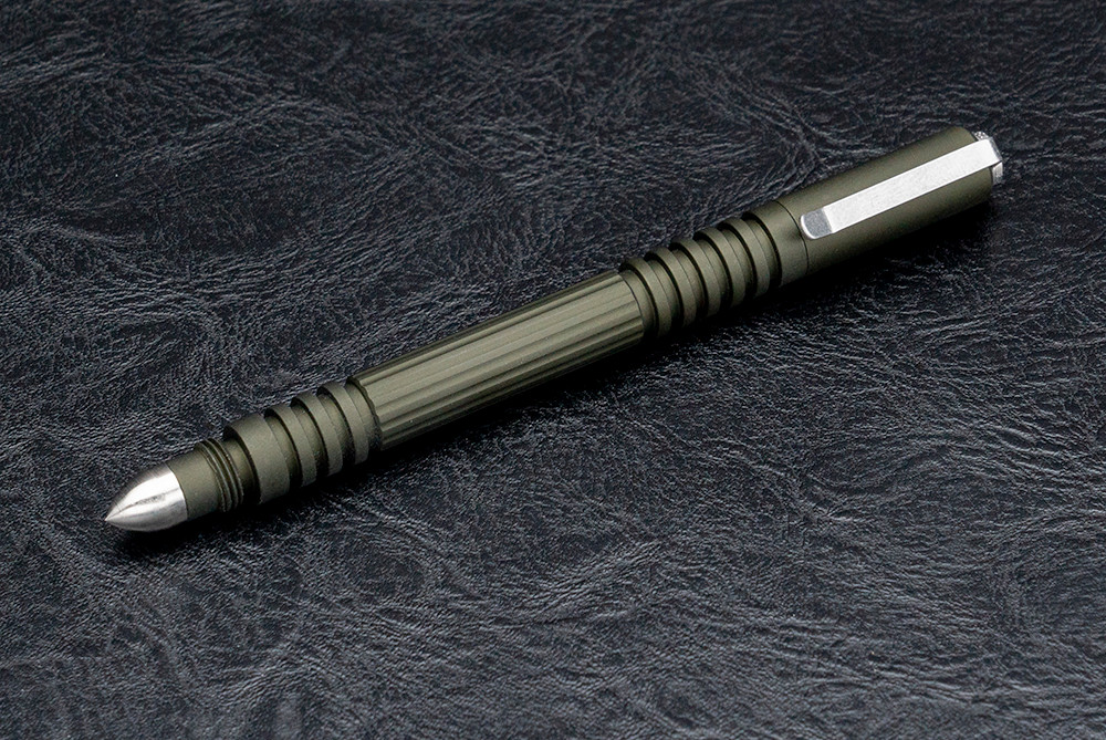 Rick Hinderer Knives Aluminum Investigator Pen Matte Forest Green