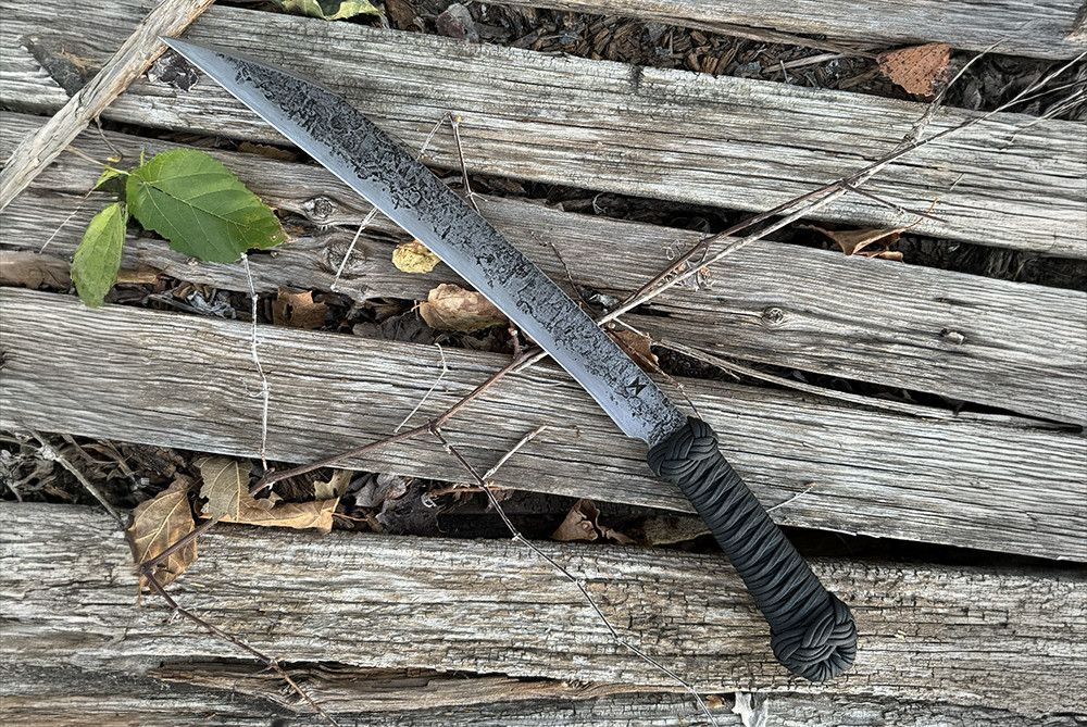 Helm Grind Custom Forged Ginunting w/ Black Paracord Wrapped