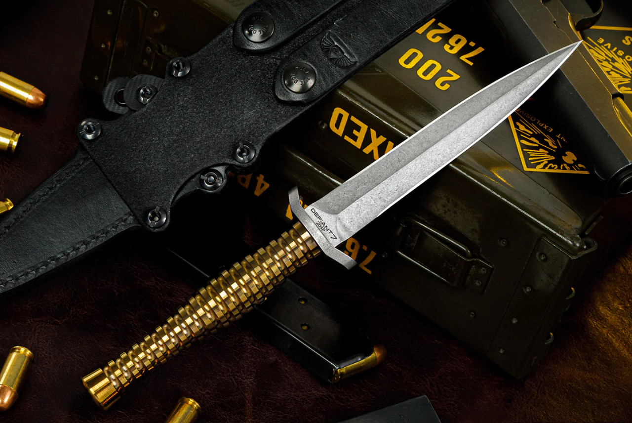 Defiant 7 Les George Hyrax Flipper Knife MagnaCut Stonewashed