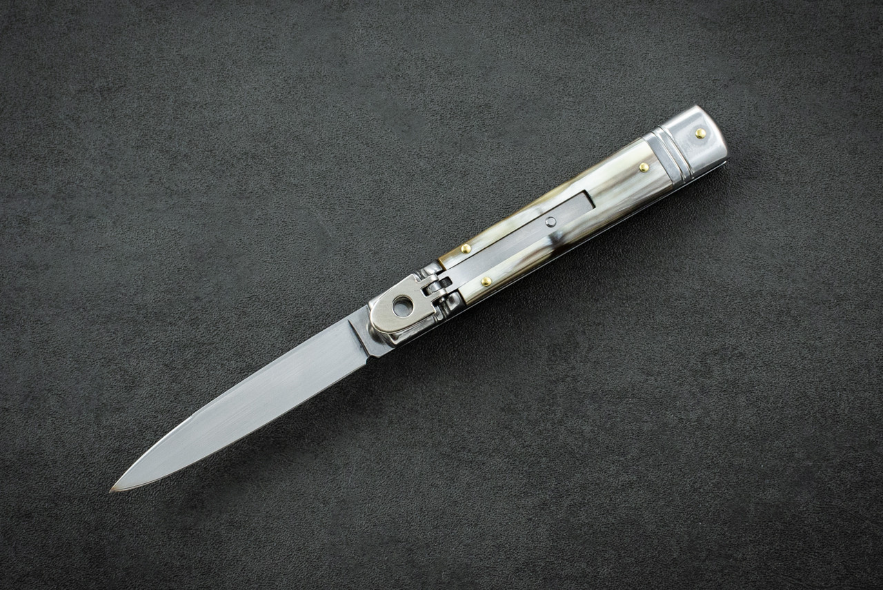 G & O Massaro Leverletto Automatic Knife Satin Blade w Blonde Horn Handle