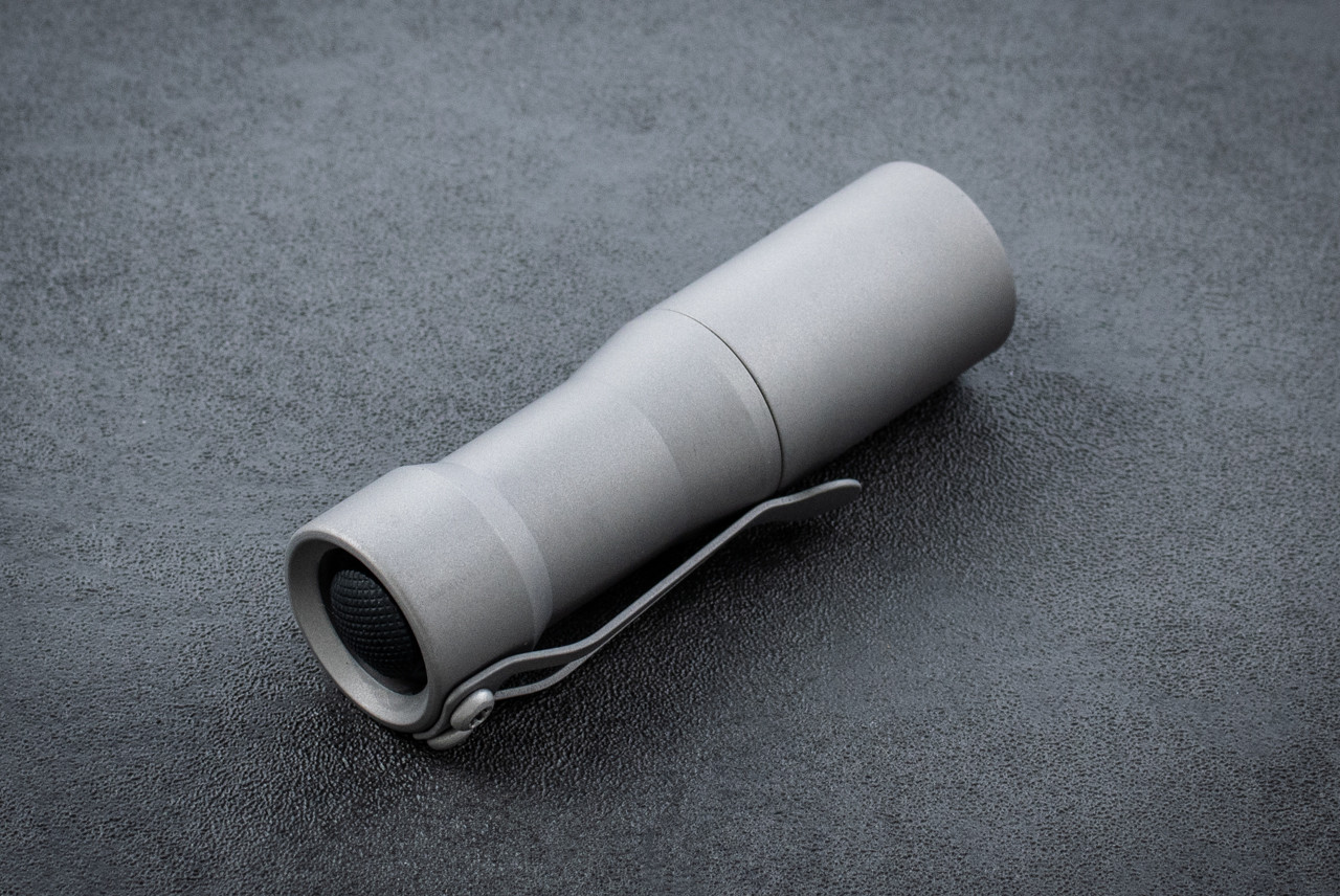 CWF Custom Flashlights Arcadian Titanium Stonewashed - 4500K