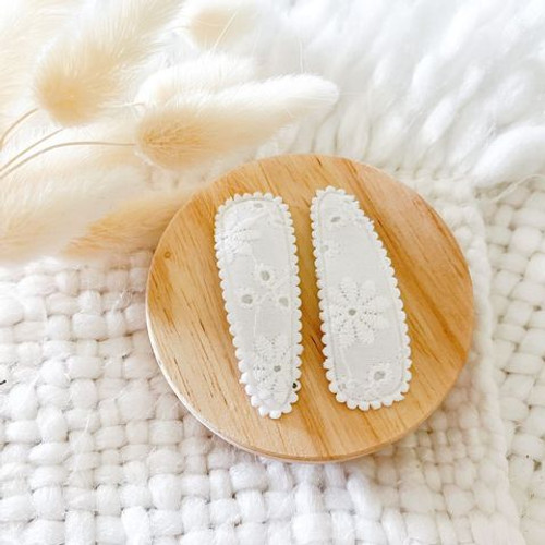 The fabric construction of these hair clips makes them soft and comfortable to wear.