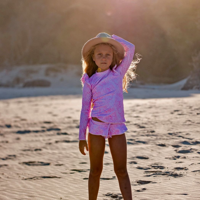Girl's two-piece swimwear with recycled materials