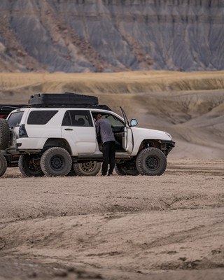 Hanksville Utah 4Runner overlanding near Capitol Reef and Moonscape Overlook