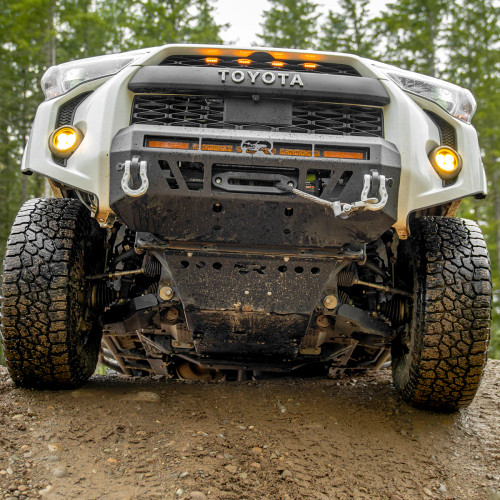 4Runner front bumper with 32 inch light bar