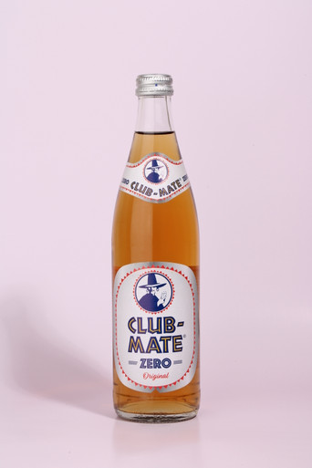 club mate online bestellen bij Het Bier en Wijnhuis. Sterk in dranken!