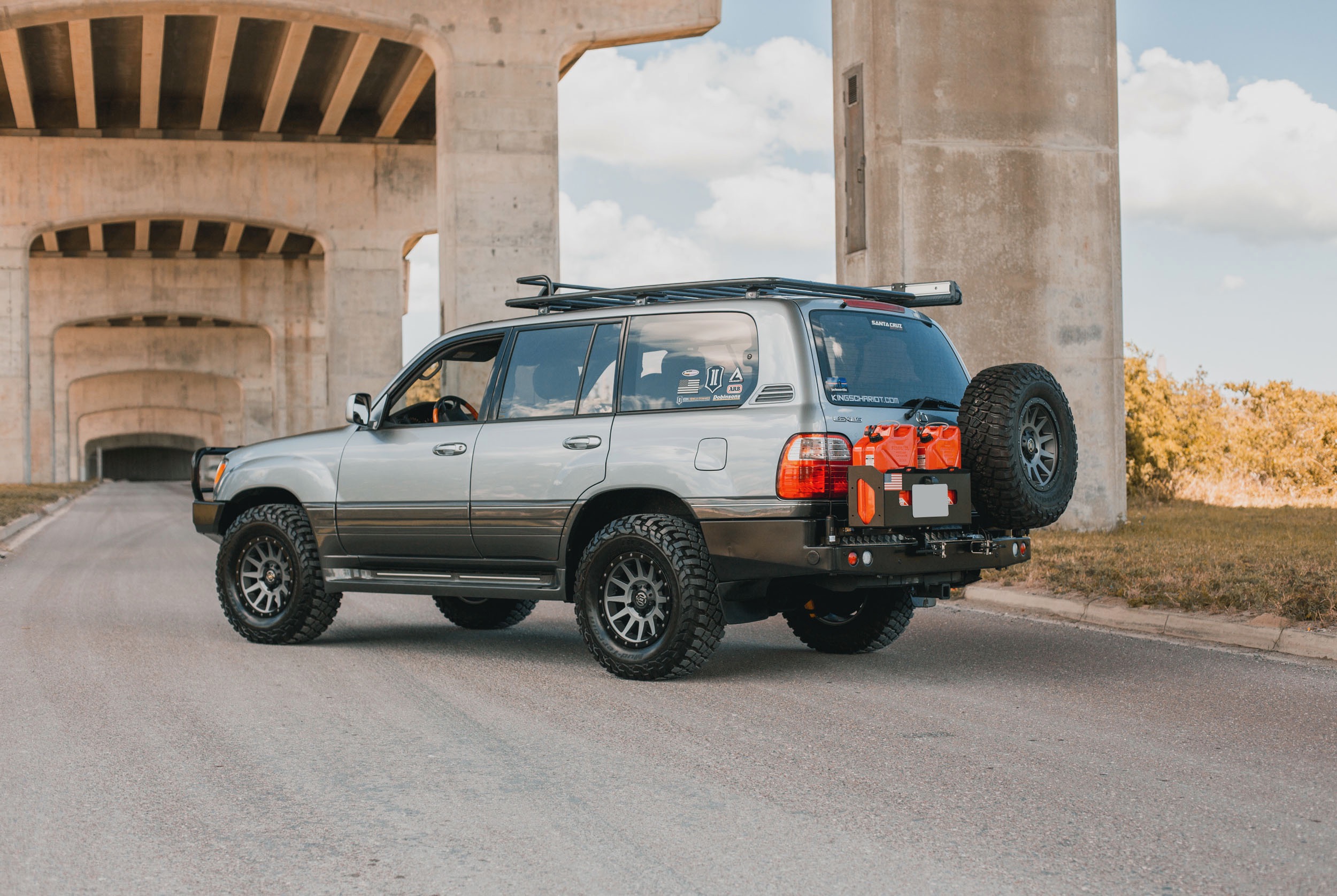 Dobinsons Rear Bumper With Swing Outs for Toyota Landcruiser 100