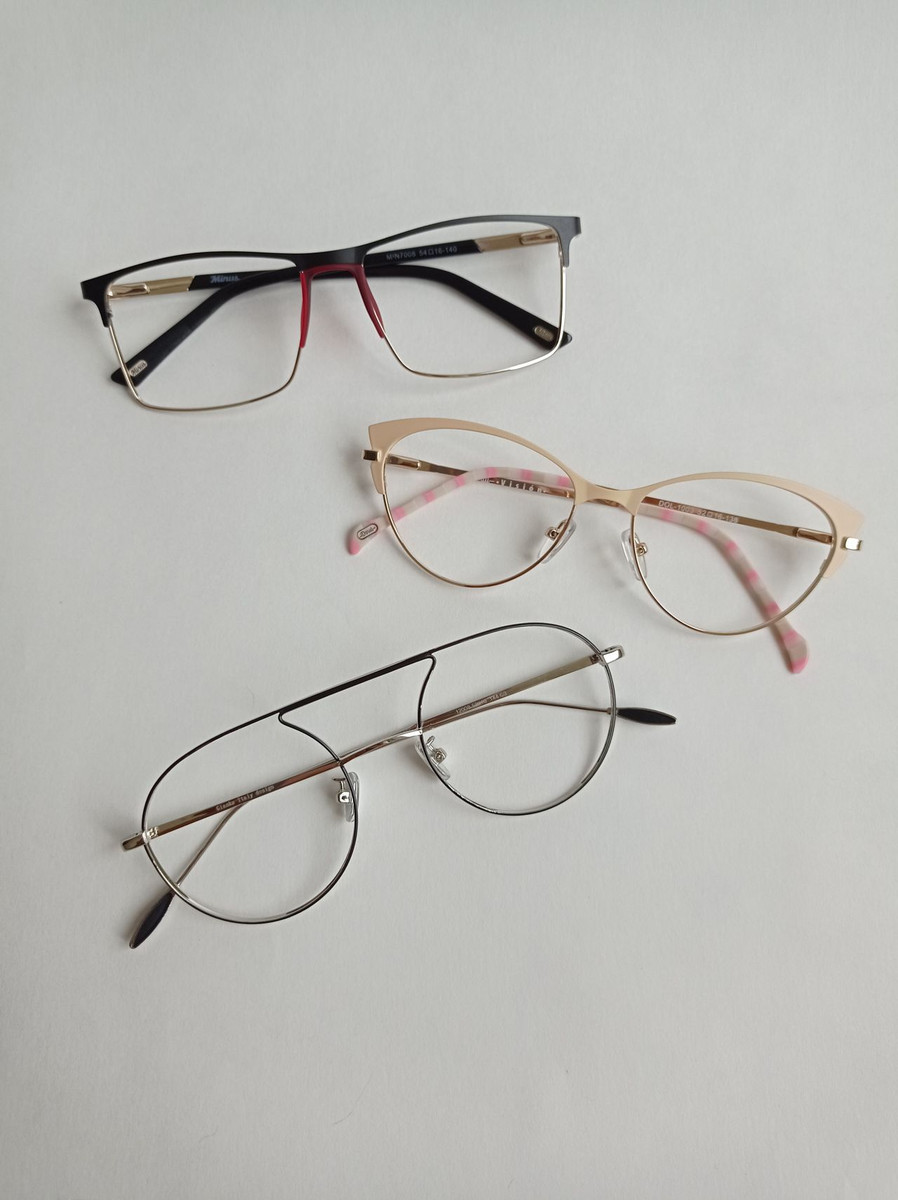 Ridge Rectangle Titanium