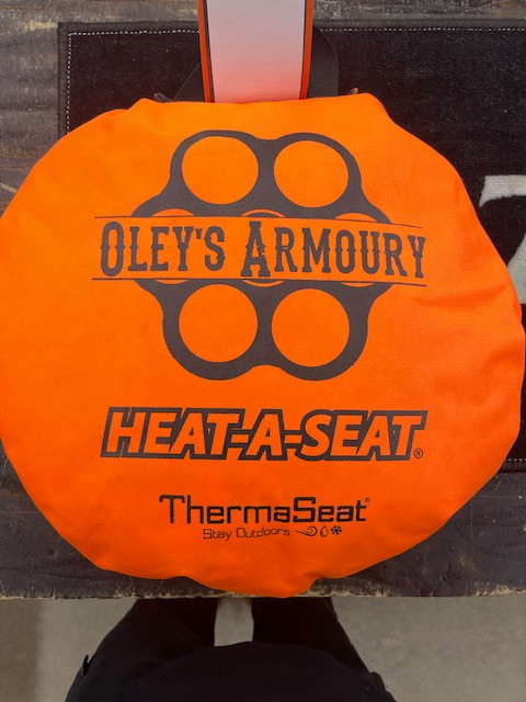 New Therma-Seat Branded OLEY'S ARMOURY LOGO 16" Round Camo/Blaze Orange w/Carry Handle
