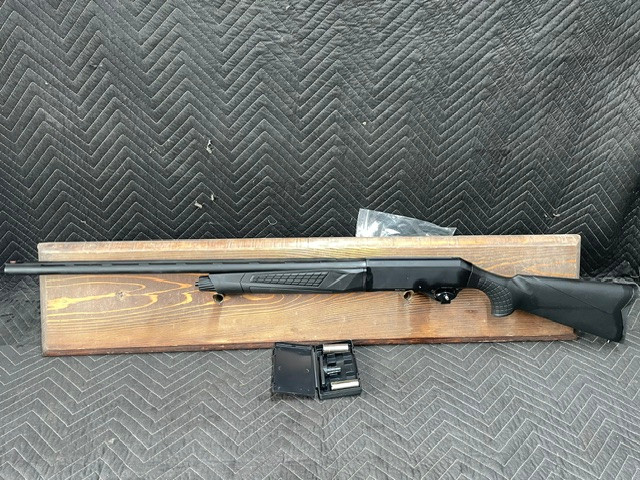 Used Charles Daly 601 12 Gauge 3"28" Black Syn w/Chokes