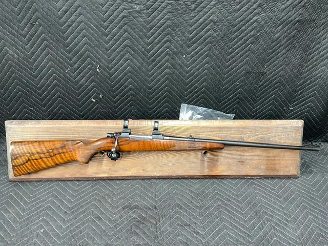 Used CZ BRNO 600 270 win 24" w/CZ 1" Rings *Small Crack in Butt Plate*
